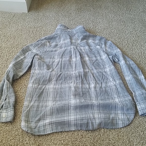 Old Navy White and Gray Plaid Flannel - Picture 6 of 6